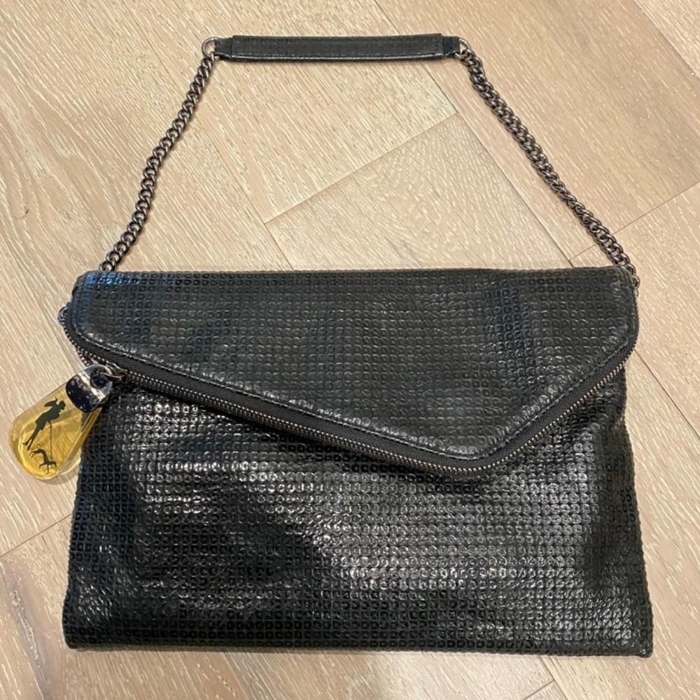 Henri Bendel Debutant shiny Black Leather Clutch Purse vintage compact mirror